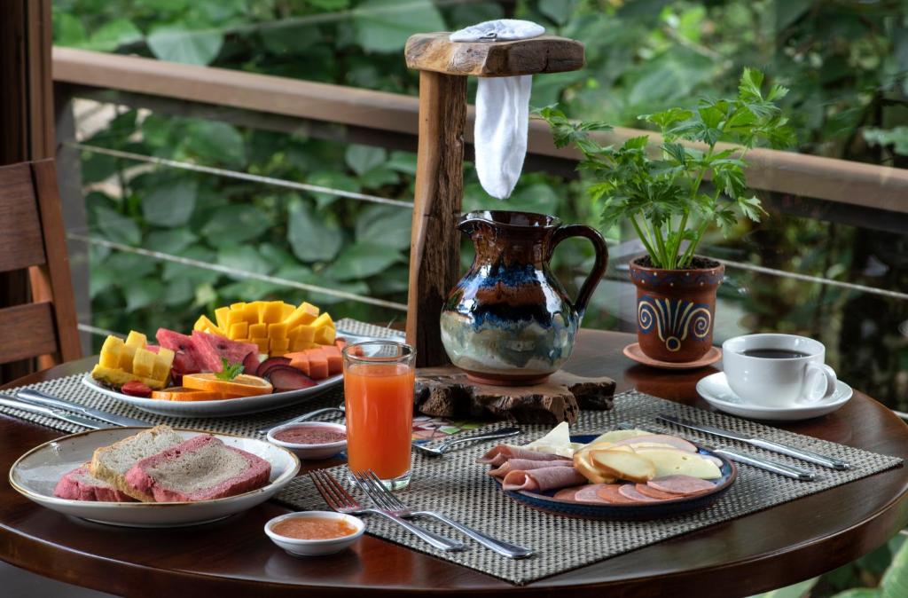 El Silencio Lodge & Spa - Image 4