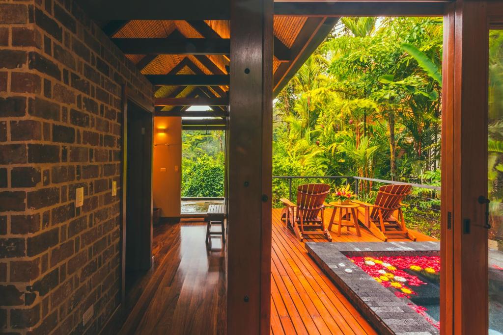 Canyon Casita King