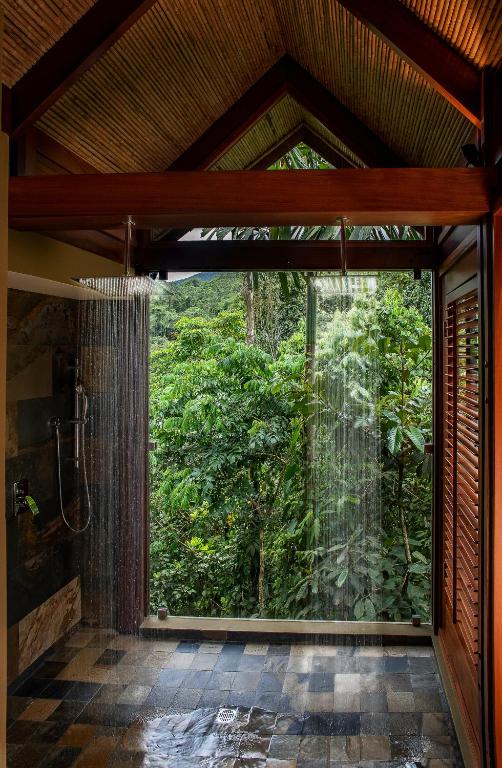Canyon Casita Queen